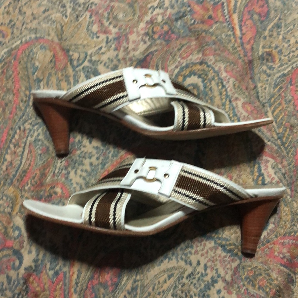 Roberto Capucci leather sandals (7.5)
